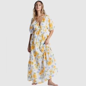 NWT Billabong Lost in Love Dress
